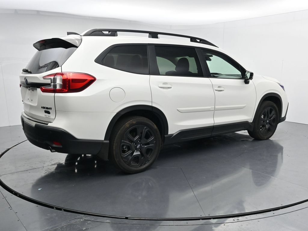 Used 2025 Subaru Ascent Bronze Edition w/ Onyx Package AWD/4WD image 5