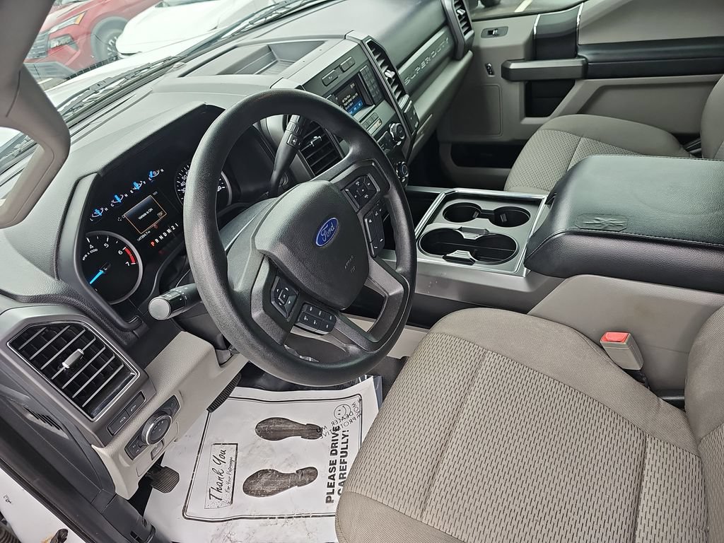 Used 2019 Ford F250 XLT w/ XLT Value Package AWD/4WD image 16