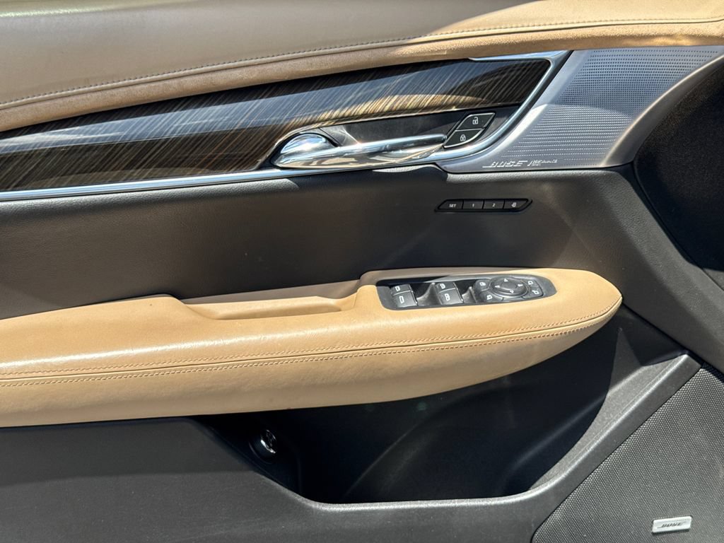 Used 2020 Cadillac XT6 Sport w/ Platinum Package AWD/4WD image 10