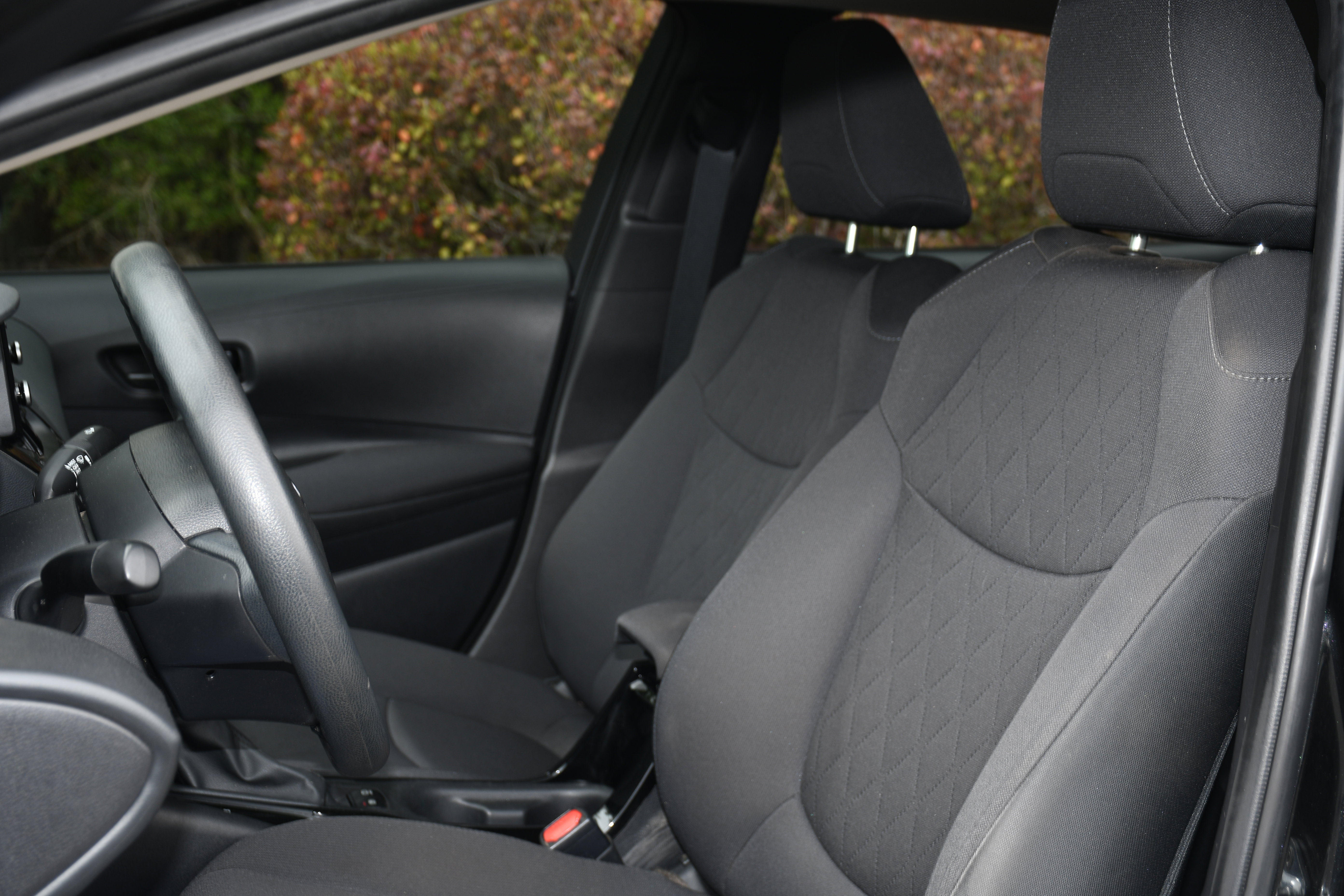 Certified 2022 Toyota Corolla LE FWD image 11