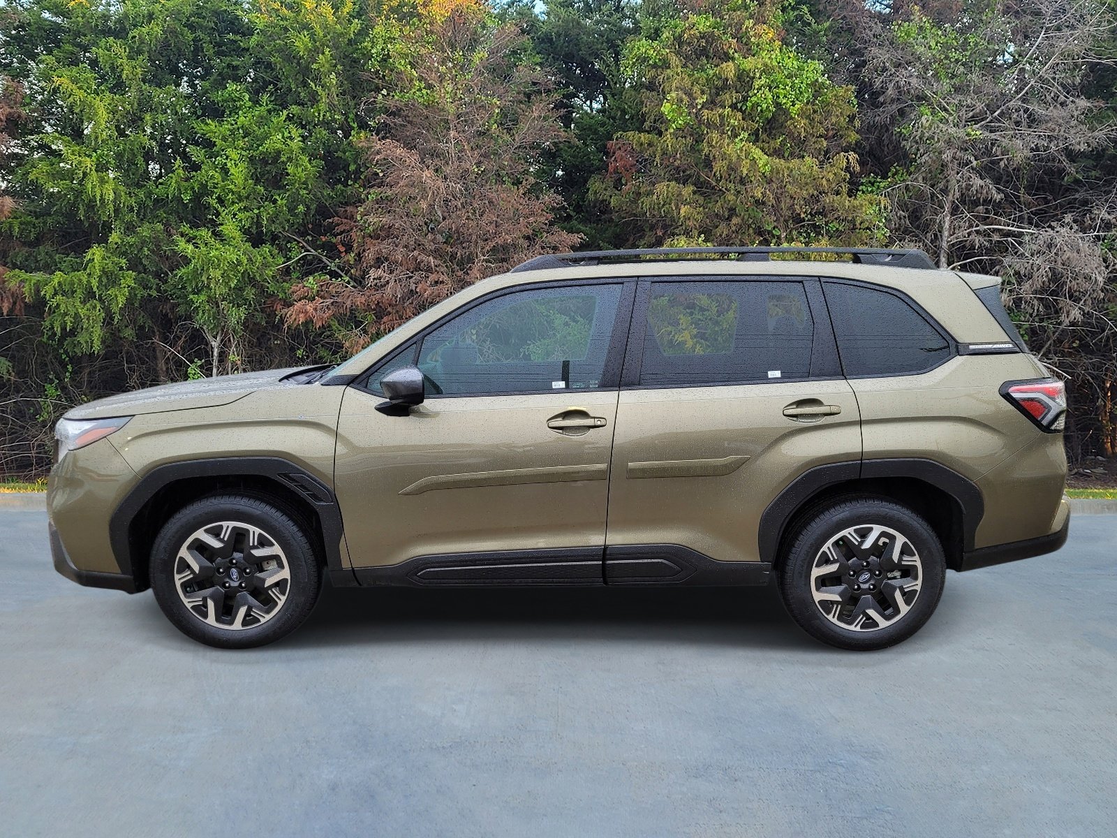 Certified 2025 Subaru Forester Premium AWD/4WD image 22