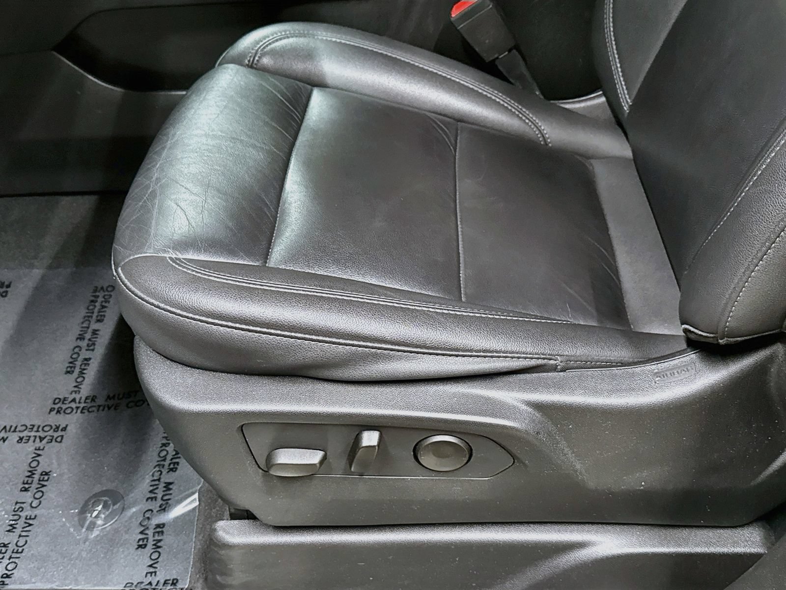 Used 2024 Chevrolet Tahoe LT AWD/4WD image 22