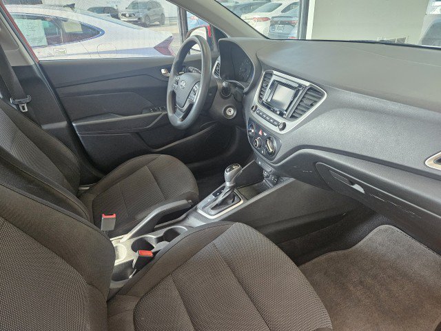 Used 2020 Hyundai Accent SE FWD image 12