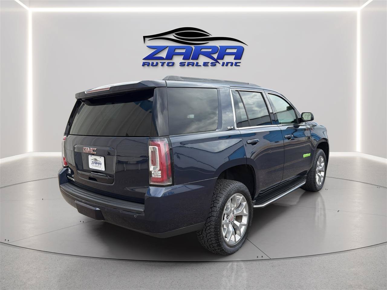 Used 2018 GMC Yukon SLE w/ SLE Value Package AWD/4WD image 7