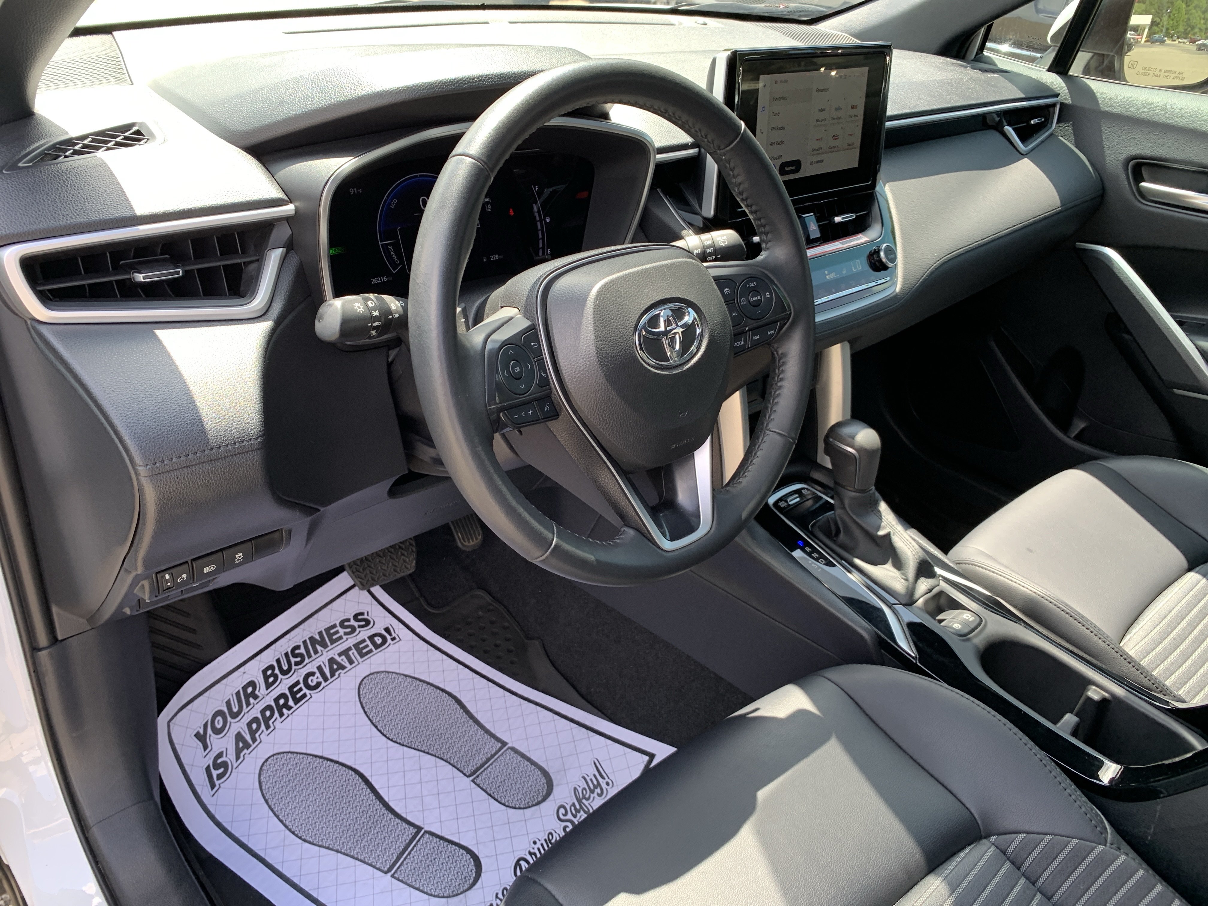 Used 2024 Toyota Corolla Cross AWD Hybrid w/ Convenience Package image 20