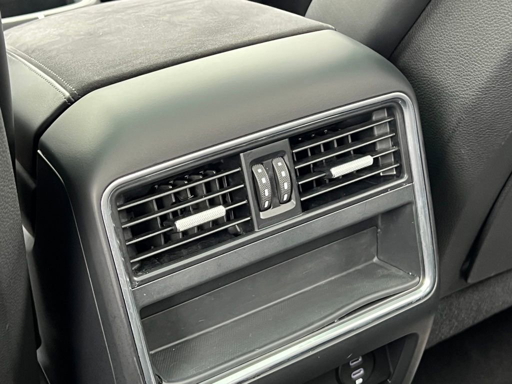 Used 2021 Porsche Cayenne GTS image 19