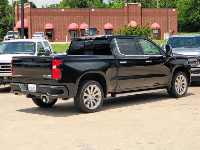 Used 2021 Chevrolet Silverado 1500 High Country w/ Technology Package AWD/4WD image 4