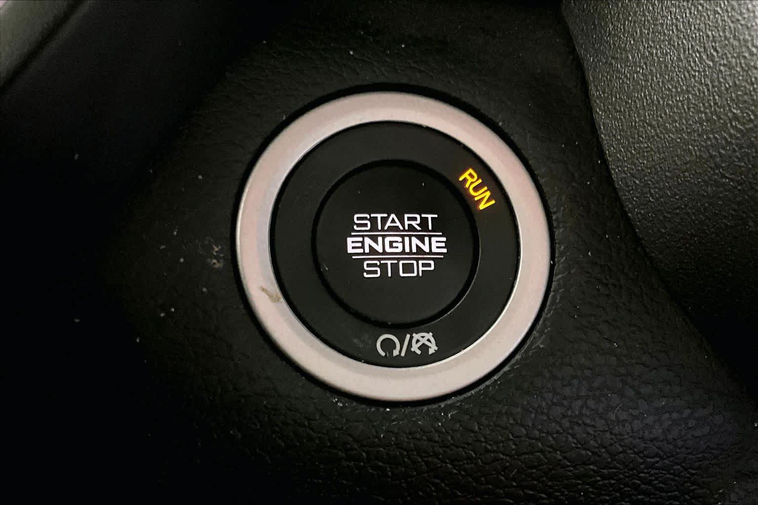 Used 2026 RAM 3500 Laramie AWD/4WD image 31