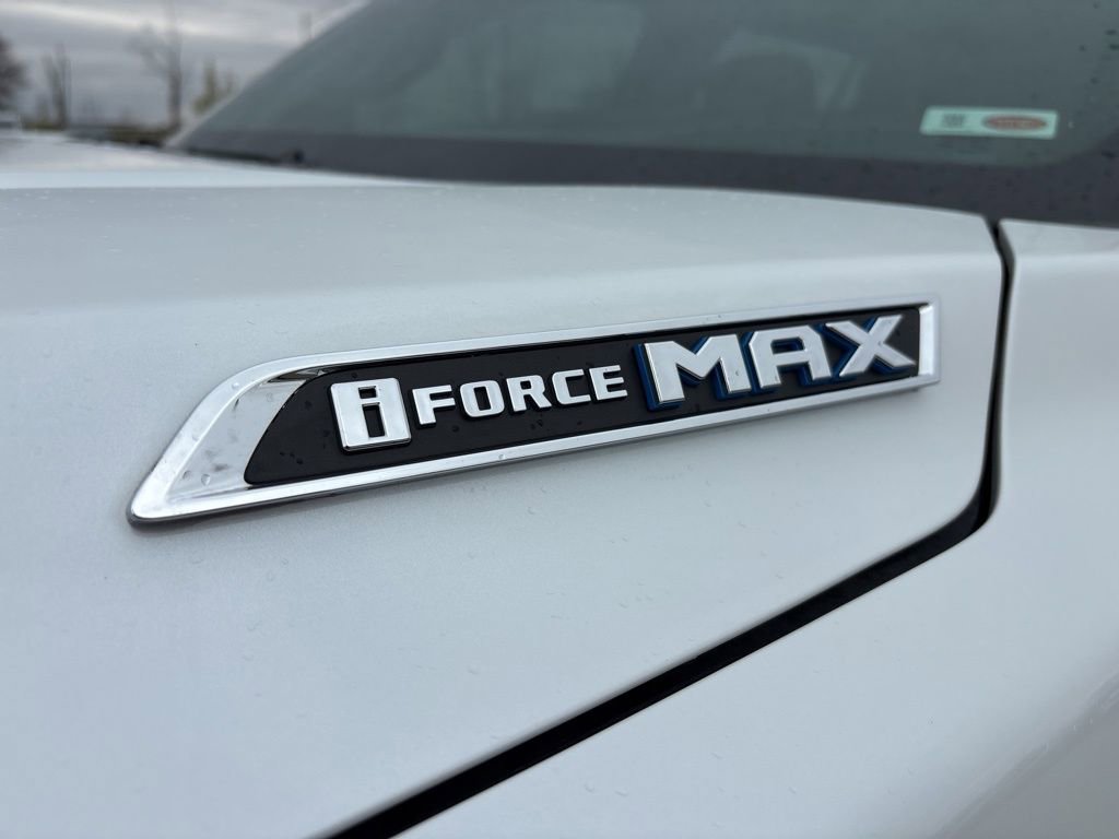 Used 2025 Toyota Sequoia Platinum w/ Tow Technology Package image 4