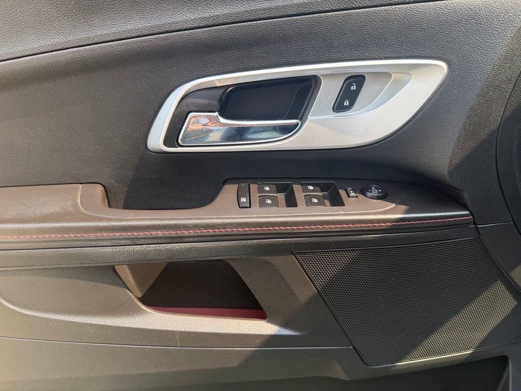 Used 2015 Chevrolet Equinox LT w/ Driver Convenience Package FWD image 25