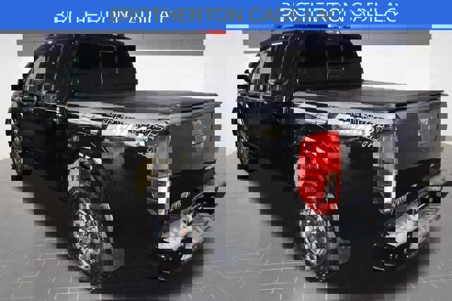 Used 2015 Nissan Frontier PRO-4X w/ Pro-4x Luxury Package image 3