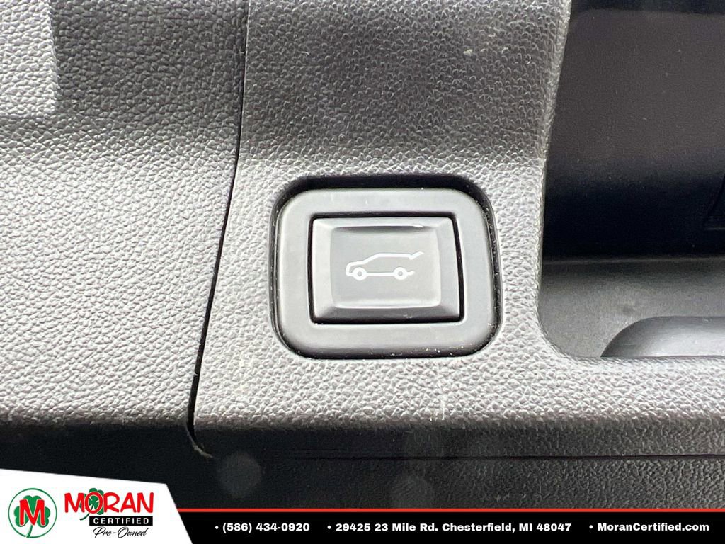 Used 2022 GMC Acadia Denali w/ GMC Pro Grade Package AWD/4WD image 12