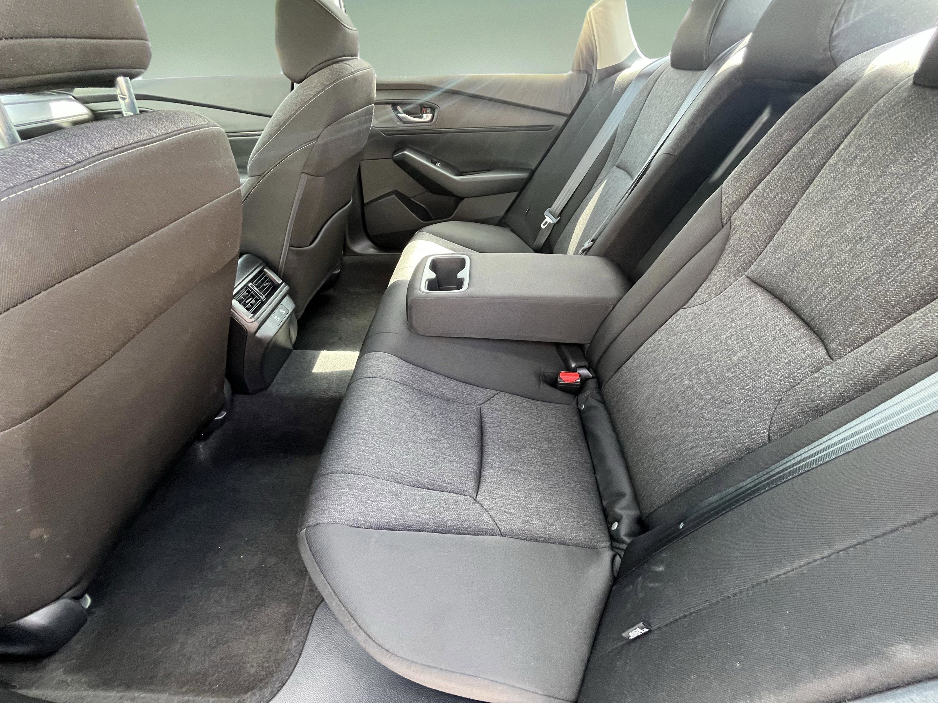 Used 2025 Honda Accord SE image 25