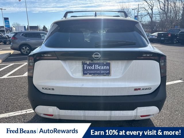 New 2026 Nissan Kicks SR w/ Cold Weather Package AWD/4WD image 9