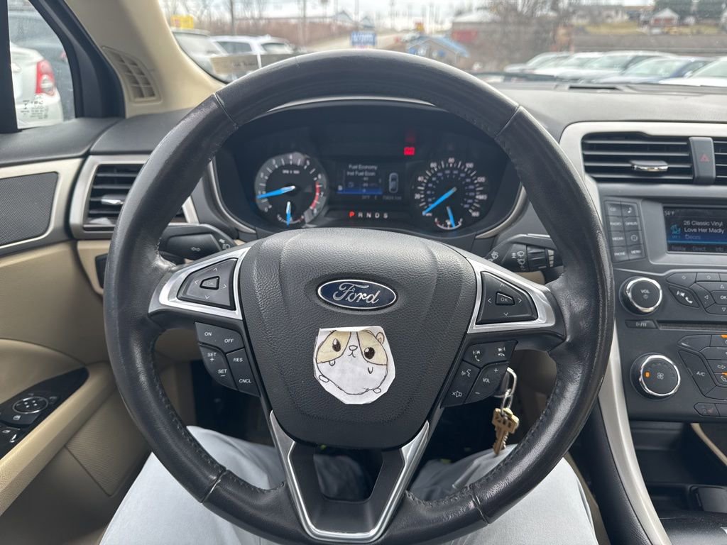 Used 2015 Ford Fusion SE w/ Equipment Group 202A FWD image 19