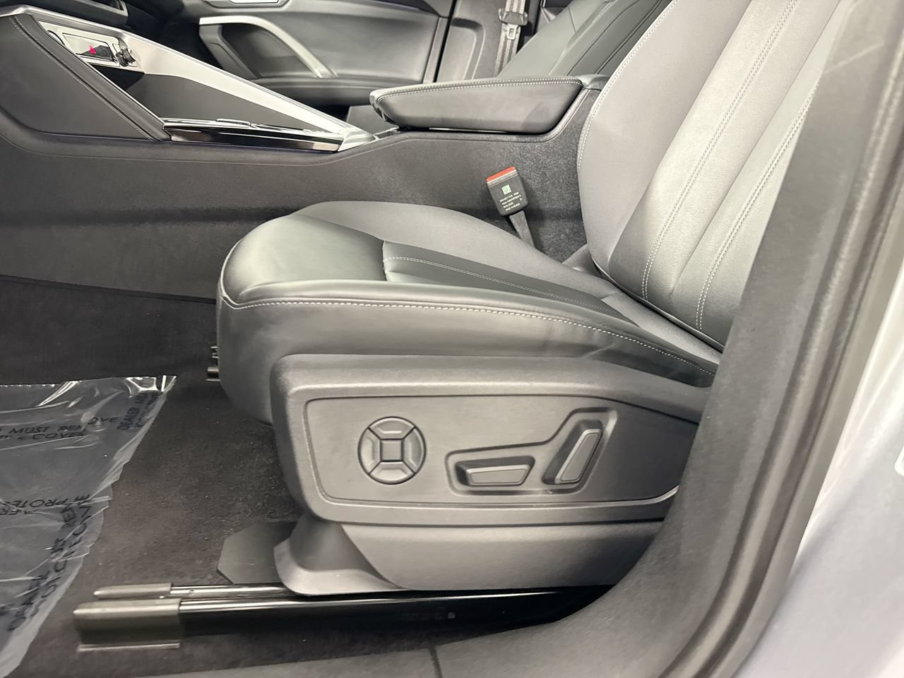 Used 2025 Audi Q5 Premium Plus w/ Premium Plus AWD/4WD image 27
