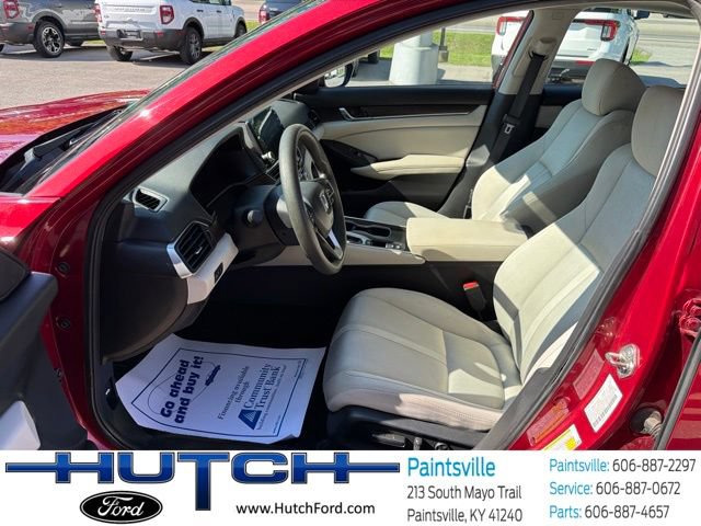Used 2019 Honda Accord EX image 10