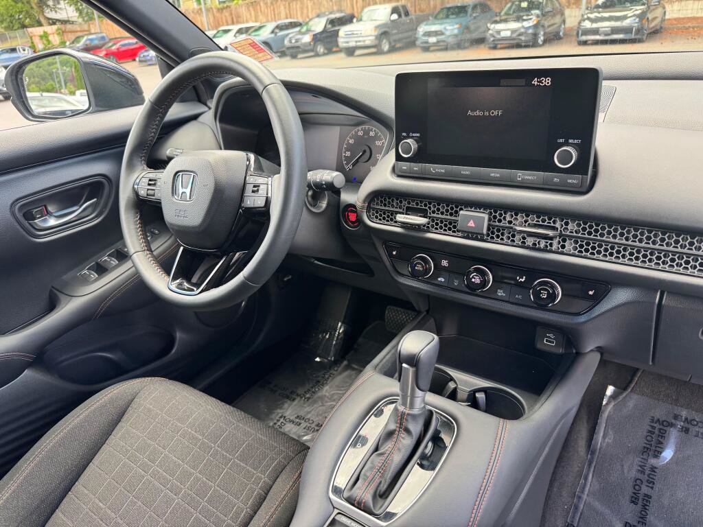 Certified 2024 Honda HR-V Sport image 9
