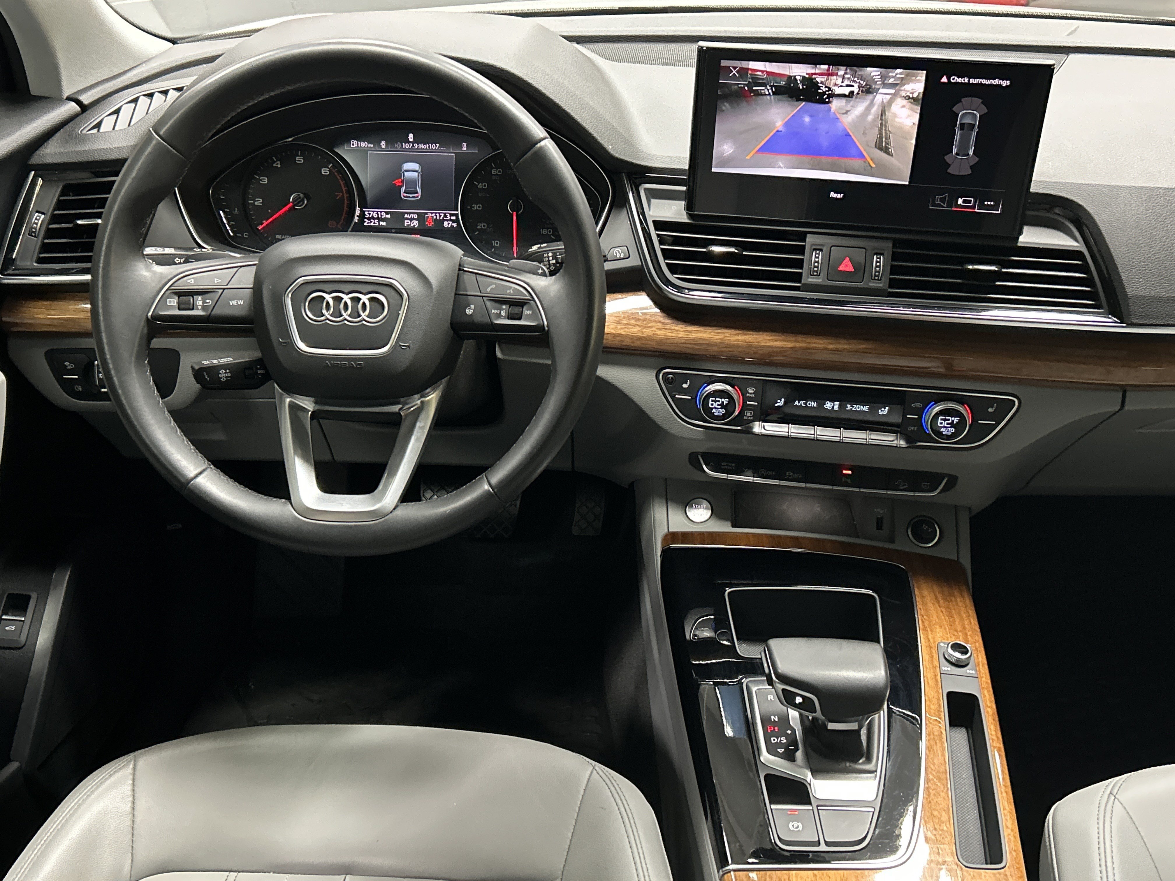 Used 2023 Audi Q5 2.0T Premium w/ Convenience Package AWD/4WD image 30