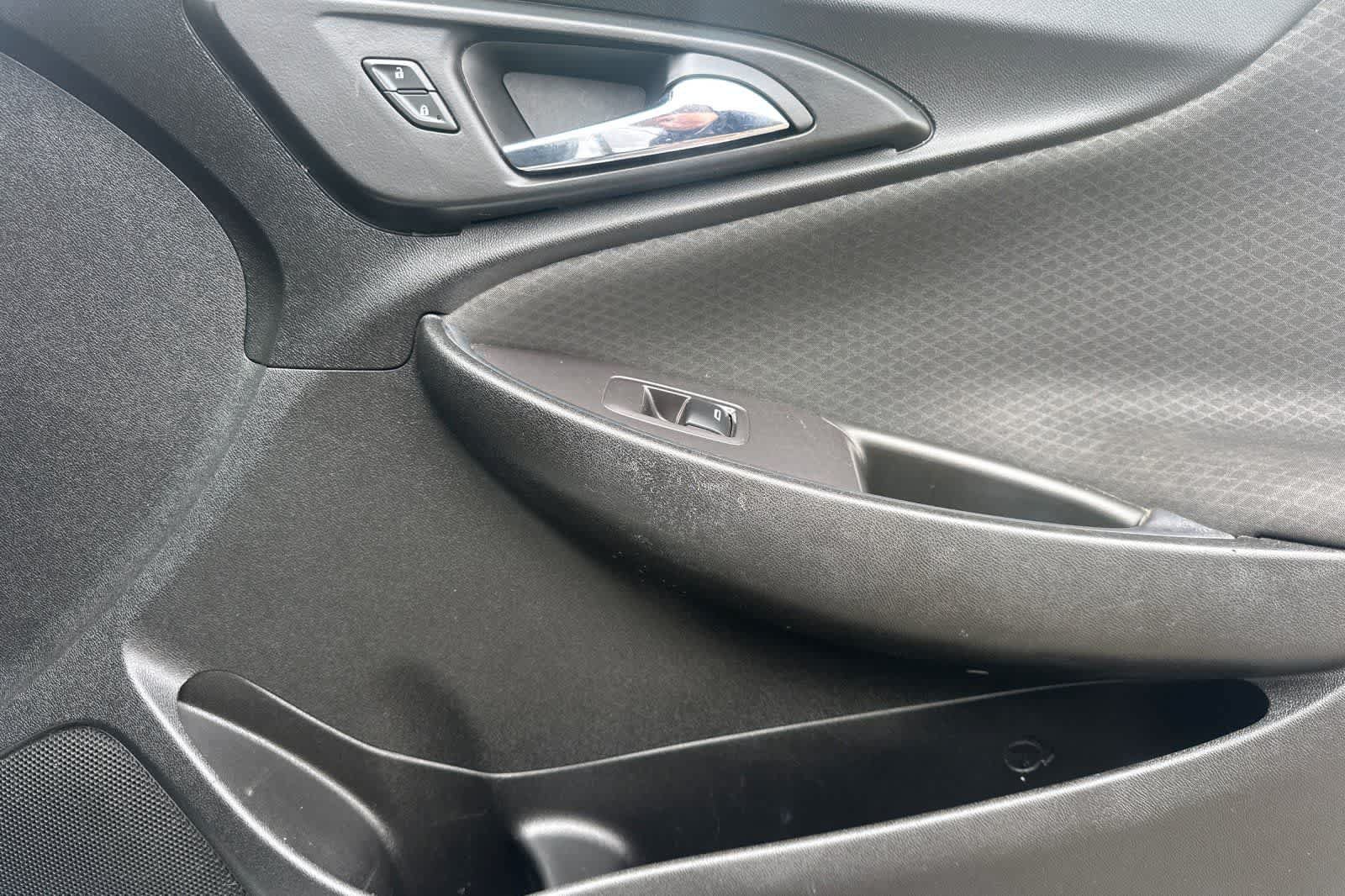 Used 2020 Chevrolet Malibu LT FWD image 18