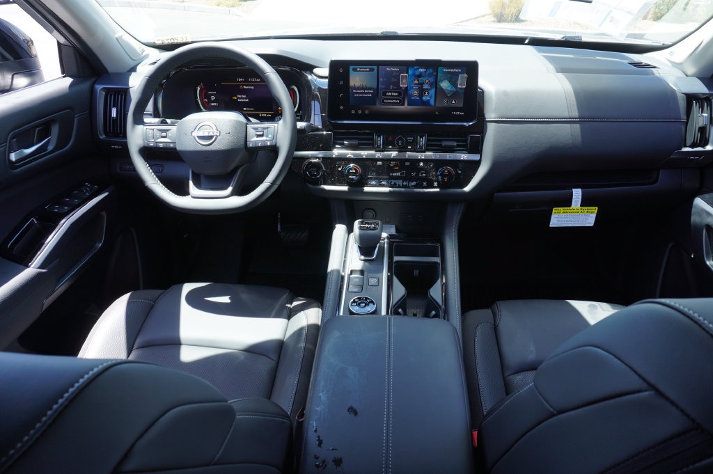 New 2026 Nissan Pathfinder SL w/ SL Premium Package AWD/4WD image 12