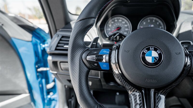 Used 2017 BMW M2 RWD image 32