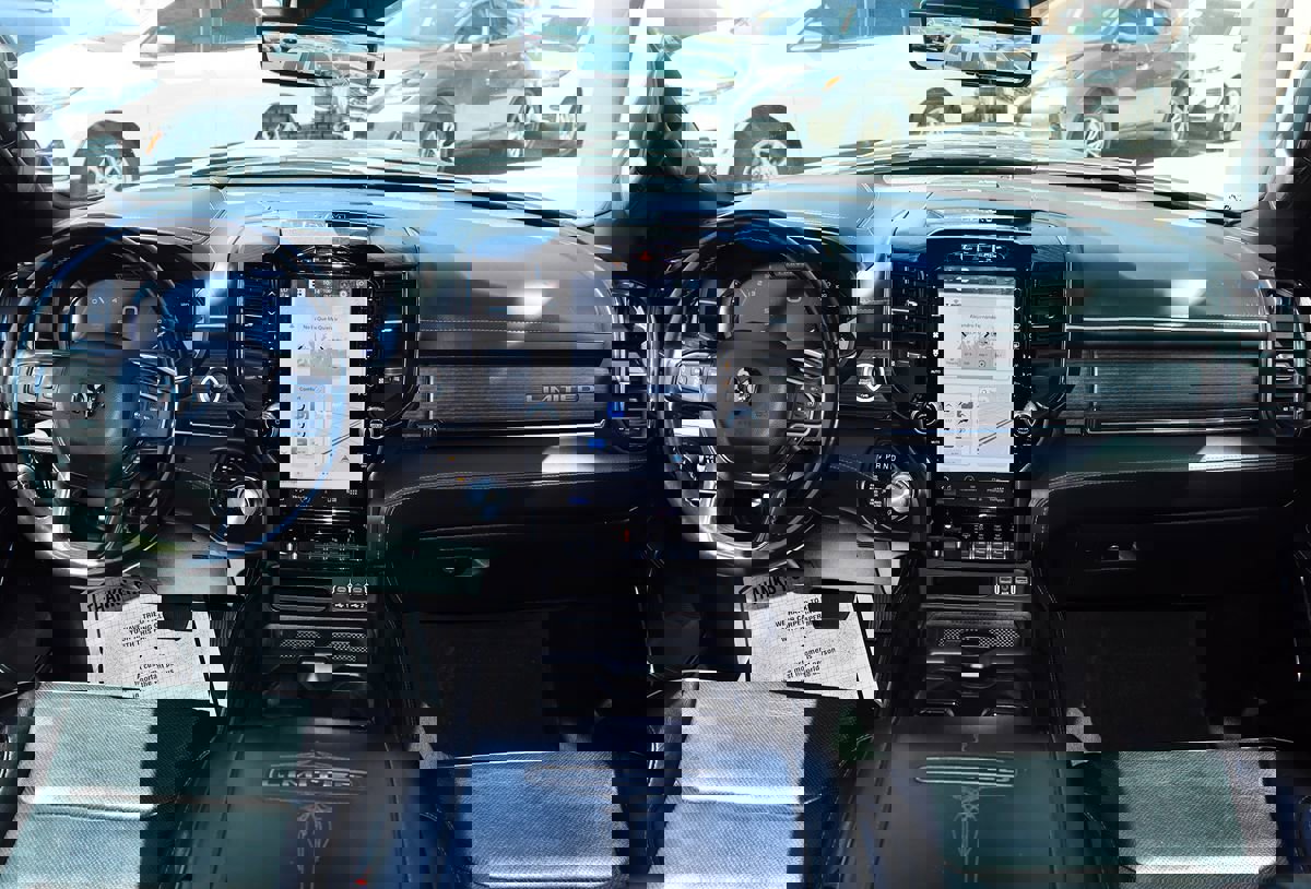 Used 2023 RAM 1500 Limited image 37