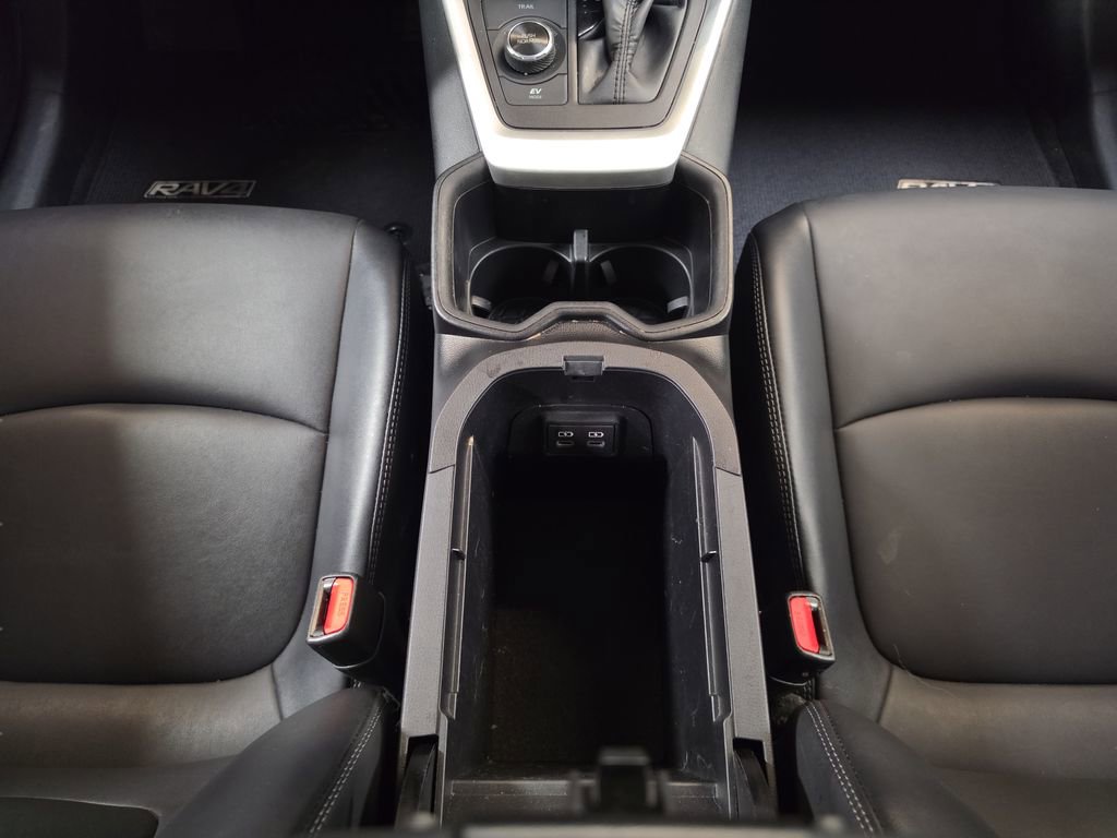 Used 2023 Toyota RAV4 XLE Premium AWD/4WD image 17
