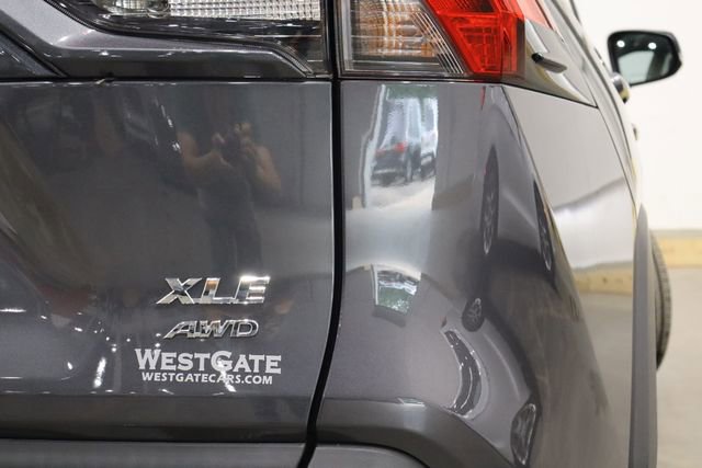 Used 2022 Toyota RAV4 XLE AWD/4WD image 46