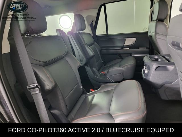 Used 2025 Ford Expedition Active image 17