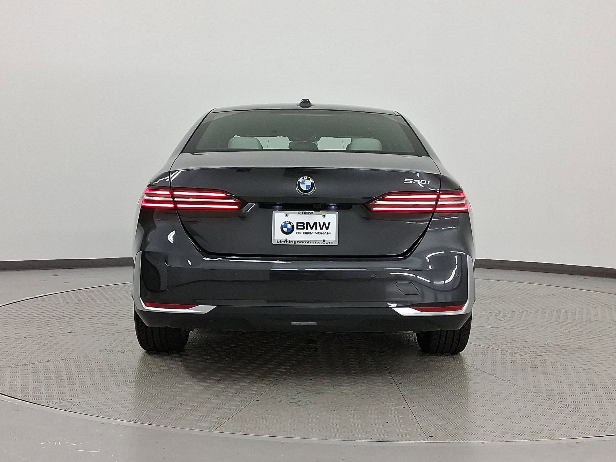 New 2026 BMW 530i w/ Premium Package image 10