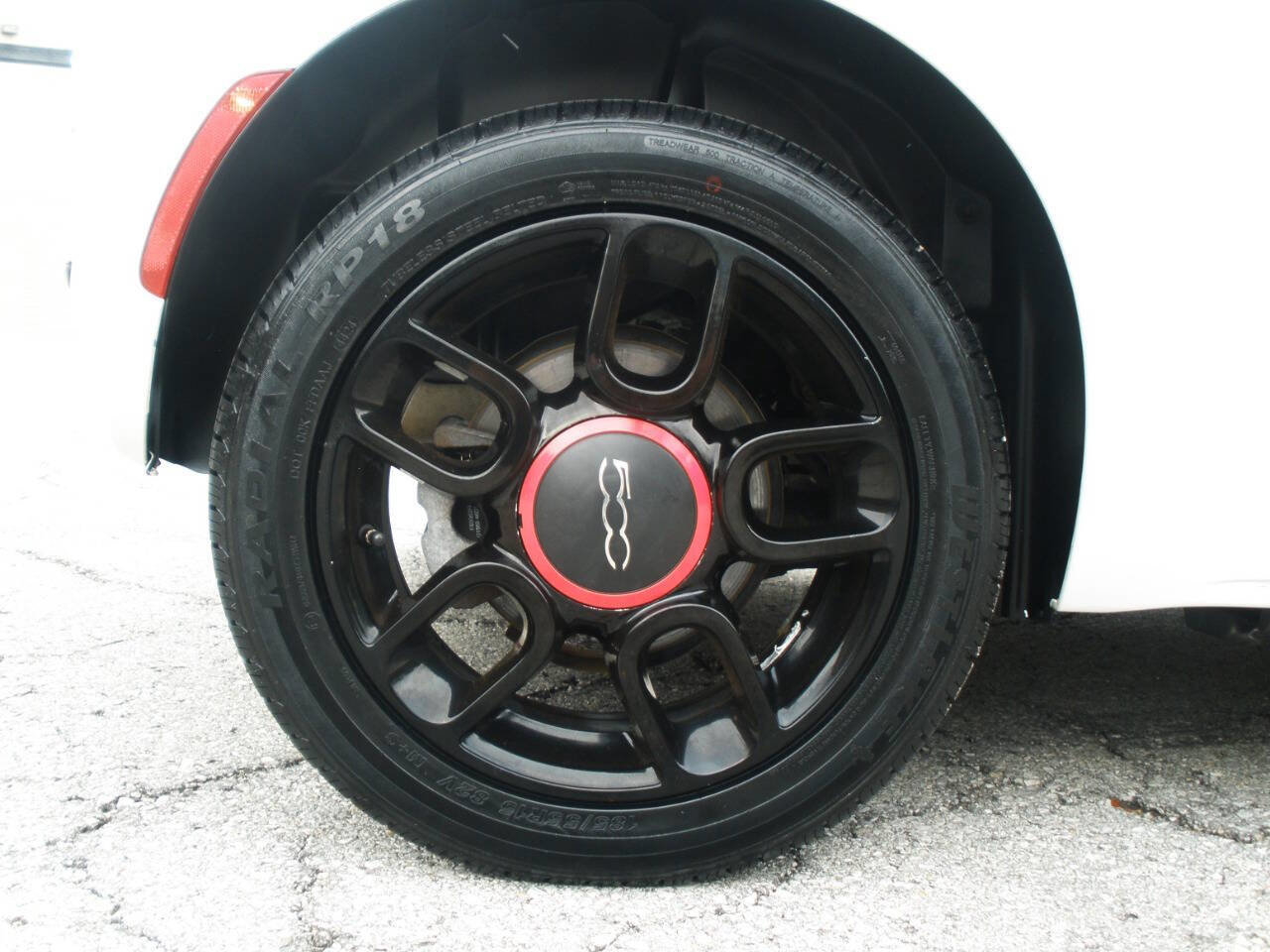 Used 2015 FIAT 500 Pop image 40