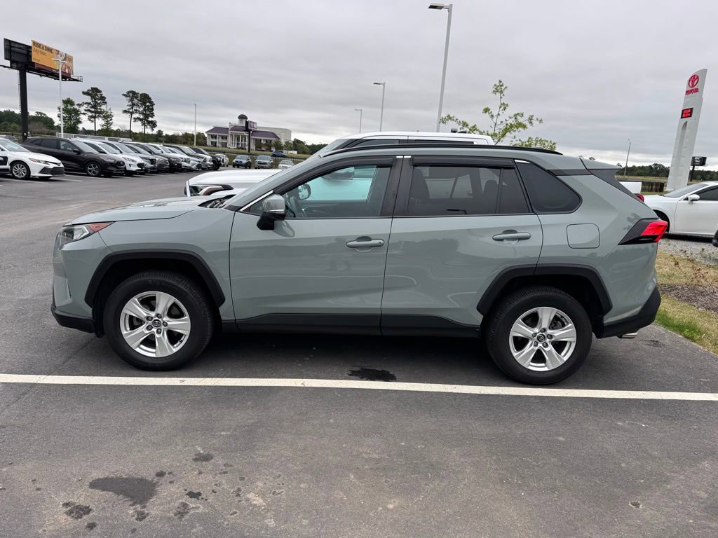 Used 2020 Toyota RAV4 XLE w/ Convenience Package AWD/4WD image 6