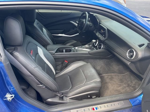 Used 2017 Chevrolet Camaro SS image 18