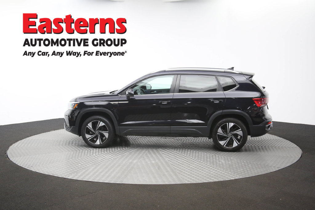 Used 2024 Volkswagen Taos SE AWD/4WD image 59
