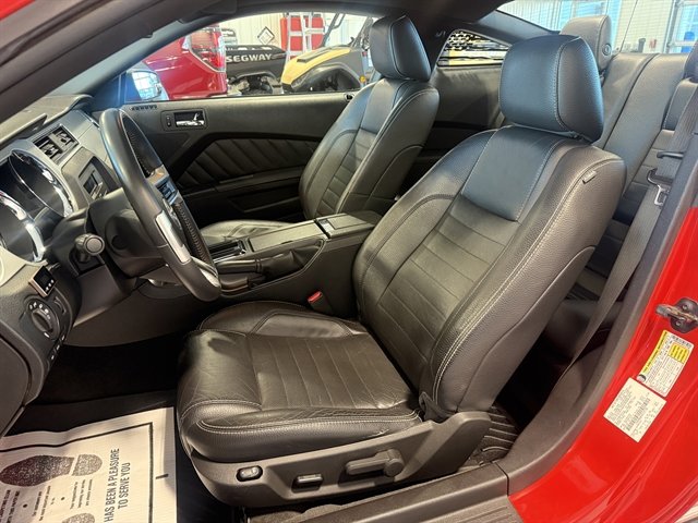 Used 2011 Ford Mustang Premium w/ 202A Rapid Spec Order Code image 11
