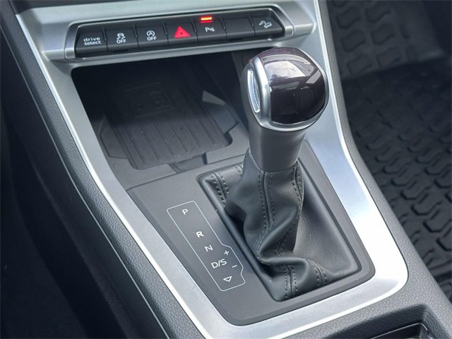 Certified 2025 Audi Q3 2.0T Premium Plus w/ Premium Plus Package image 33