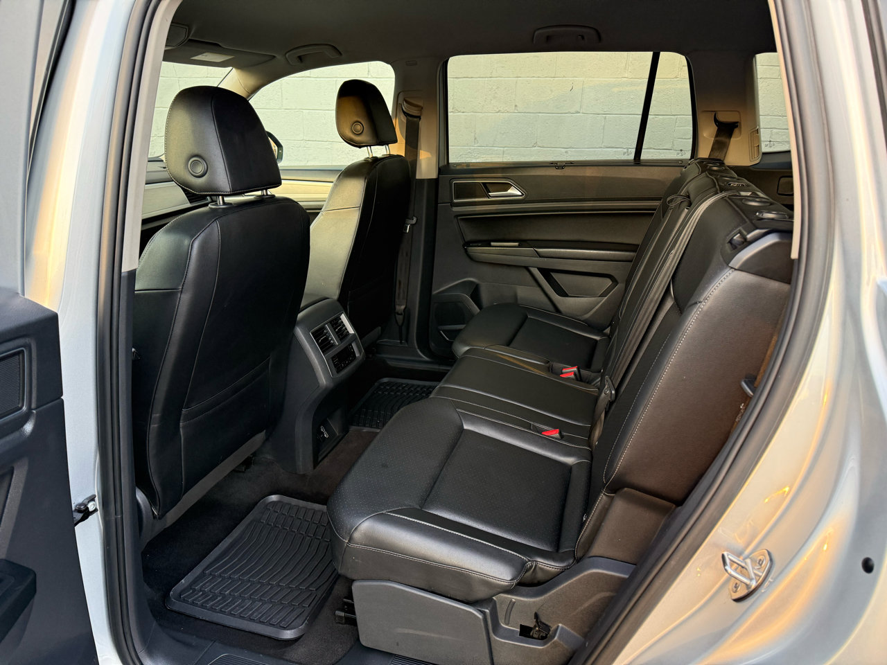 Used 2018 Volkswagen Atlas SE image 15