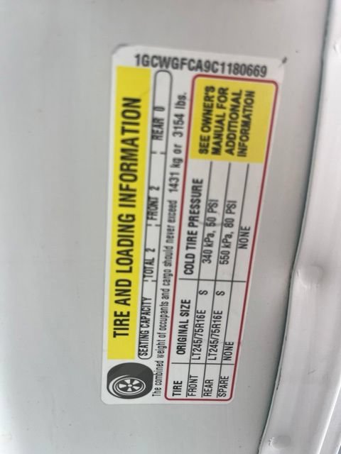 Used 2012 Chevrolet Express 2500 RWD image 22