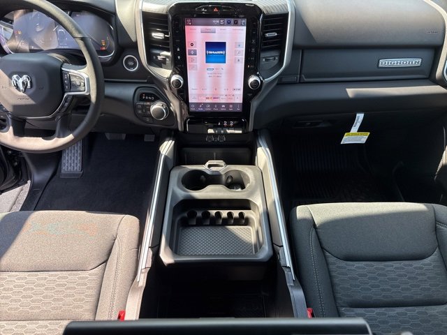 New 2026 RAM 1500 4x4 Crew Cab image 24