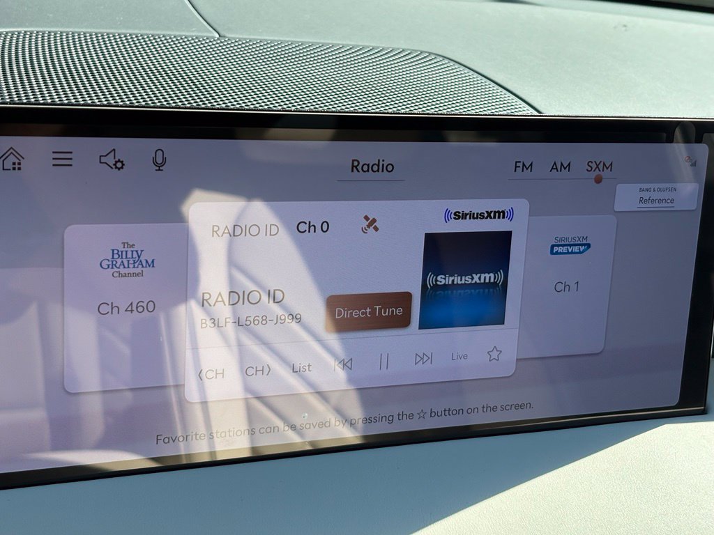 New 2027 Genesis GV70 2.5T Sport Prestige AWD/4WD image 17