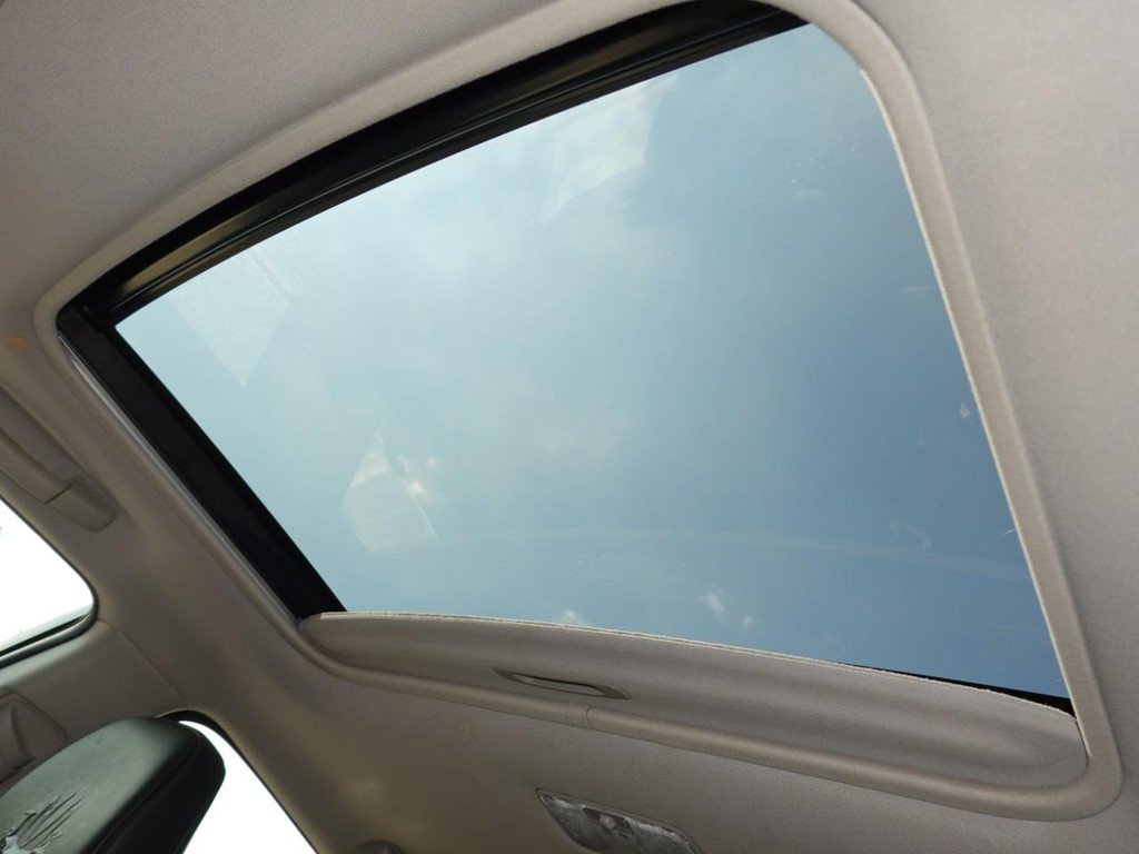 Used 2012 Lexus CT 200h Premium image 16