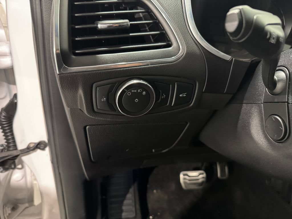Used 2018 Ford Edge Sport w/ Equipment Group 401A AWD/4WD image 33
