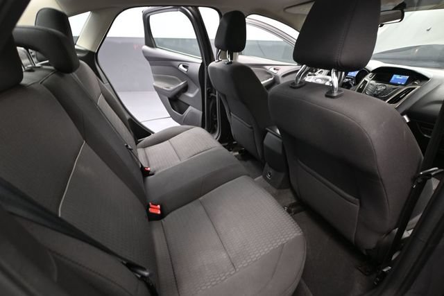 Used 2012 Ford Focus SEL FWD image 37