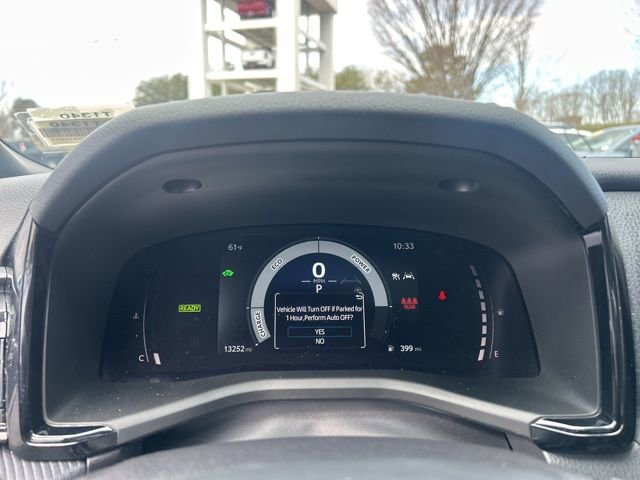 Used 2025 Toyota Camry SE w/ Multimedia Upgrade Package image 18