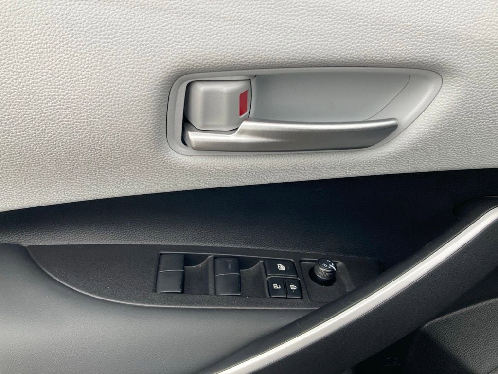 Used 2025 Toyota Corolla FX FWD image 12