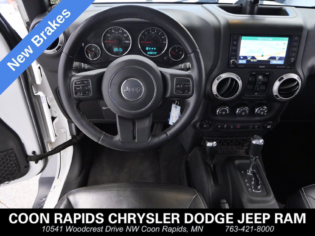 Certified 2017 Jeep Wrangler Unlimited Sahara w/ Connectivity Group AWD/4WD image 14