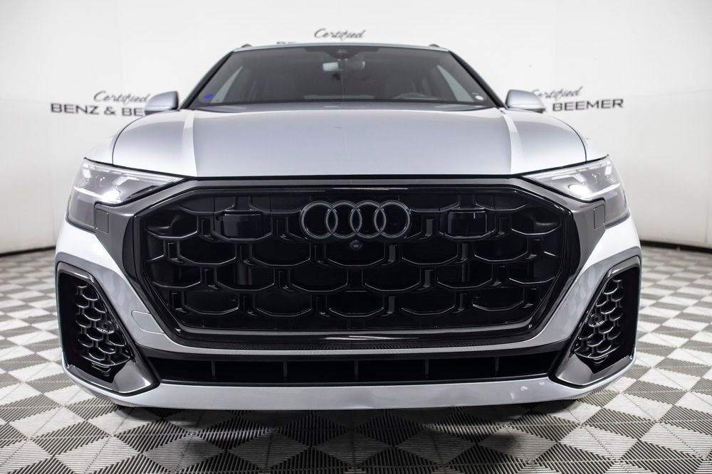 Used 2025 Audi Q8 Prestige image 7