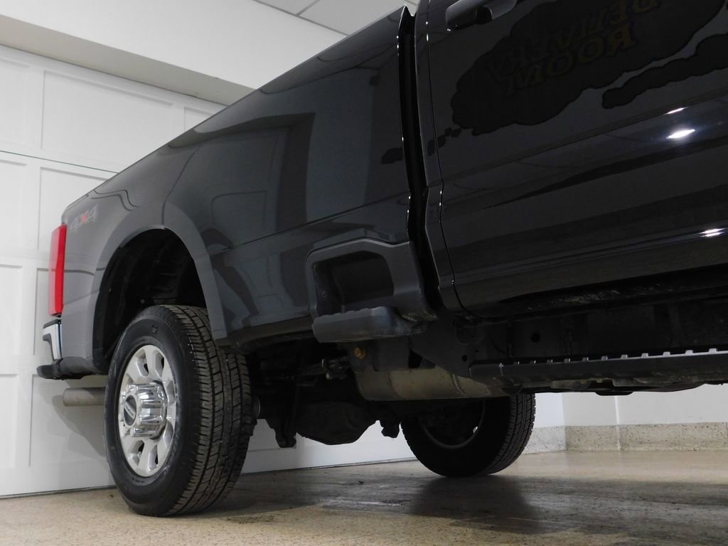 Used 2023 Ford F250 XLT image 9