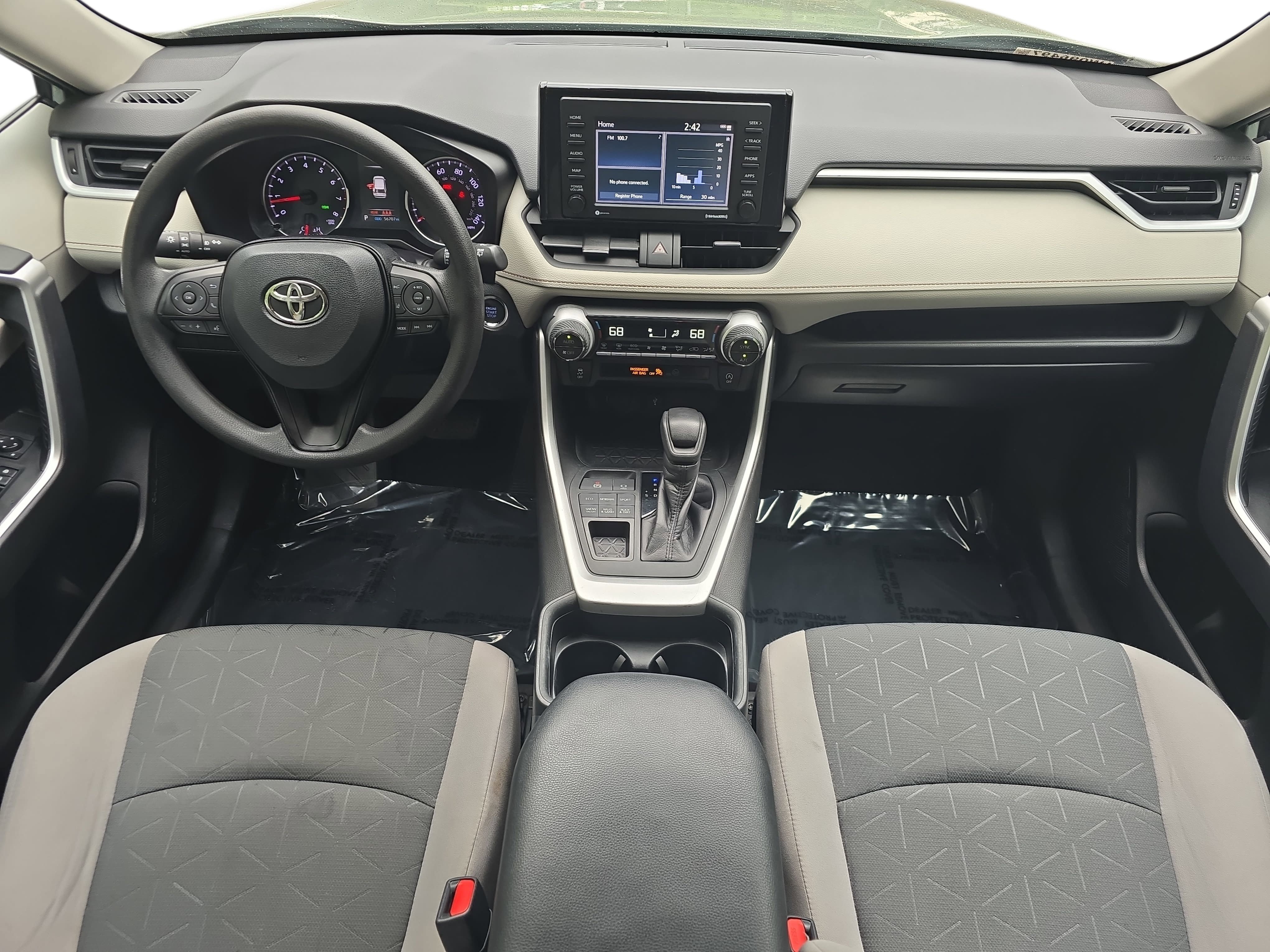 Used 2020 Toyota RAV4 XLE w/ Convenience Package AWD/4WD image 9